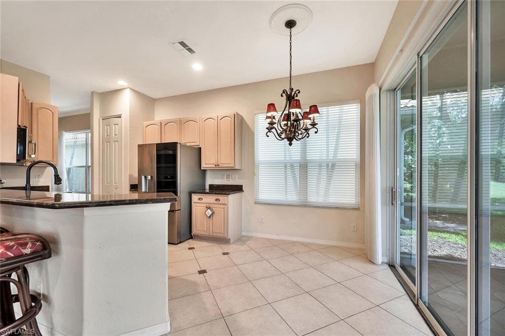 317 Harvard LN, NAPLES FL 34104-11