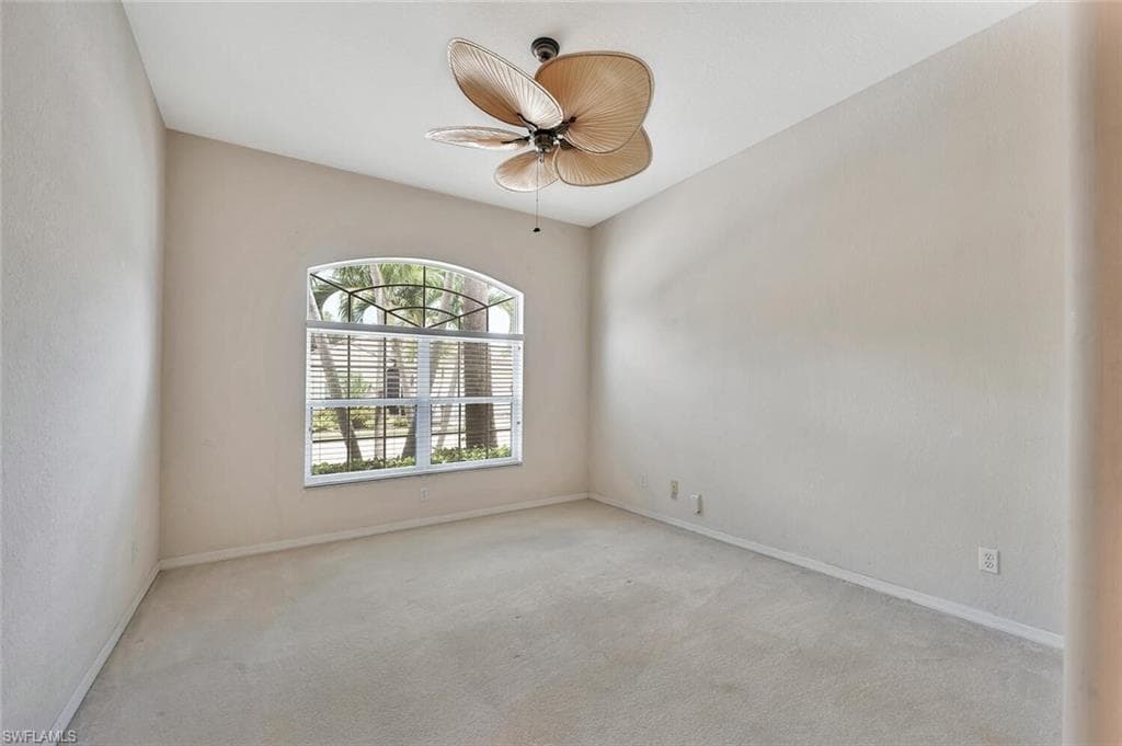 317 Harvard LN, NAPLES FL 34104-27