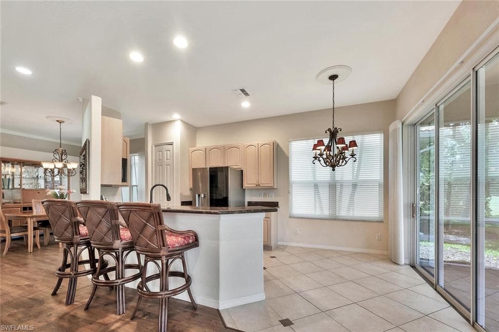 317 Harvard LN, NAPLES FL 34104-8