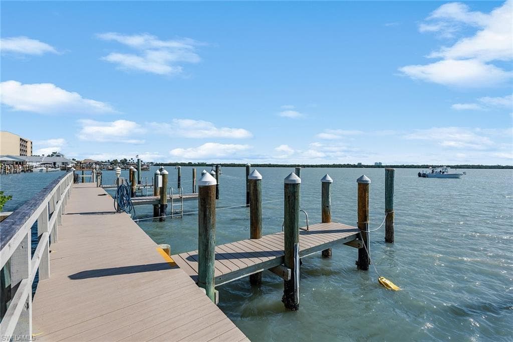 1085 Bald Eagle DR # E409, MARCO ISLAND FL 34145-24