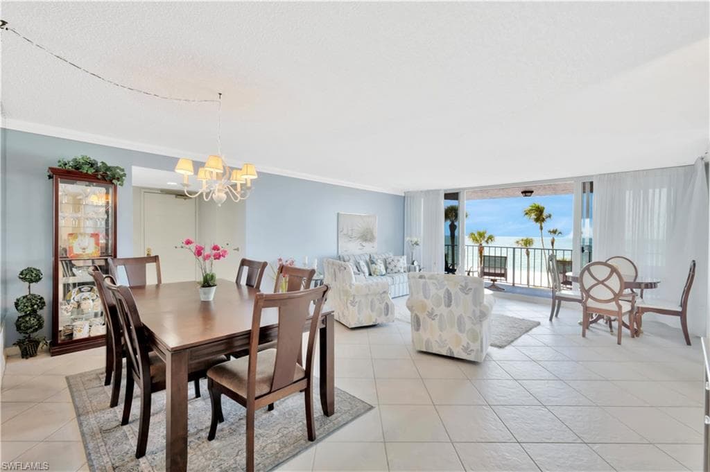 10701 Gulf Shore DR # 302, NAPLES FL 34108-12