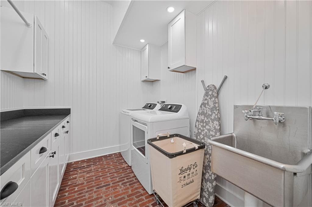 8241 Main ST, BOKEELIA FL 33922-29