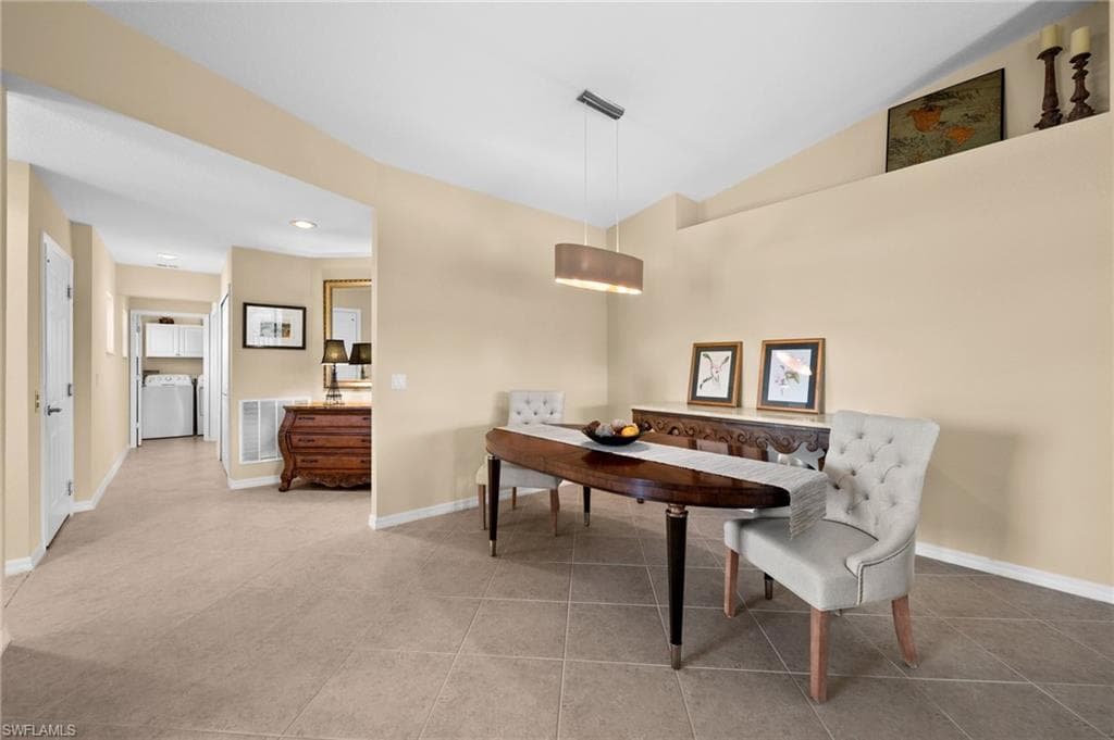 6095 Pinnacle LN # 1304, NAPLES FL 34110-21