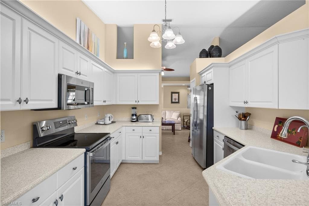 6095 Pinnacle LN # 1304, NAPLES FL 34110-24