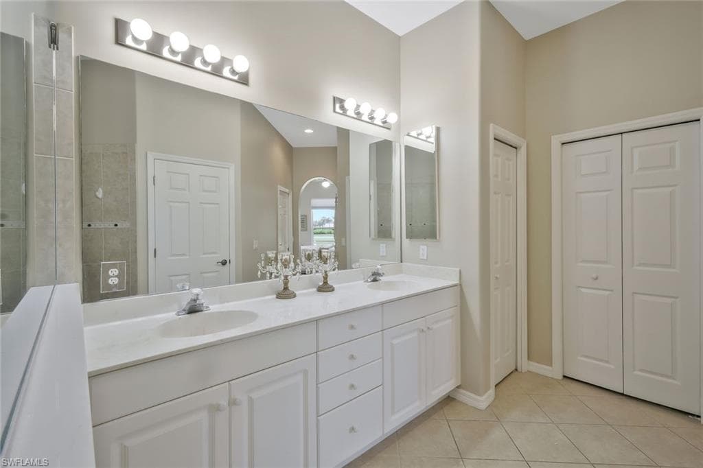 12732 Fox Ridge DR, BONITA SPRINGS FL 34135-15