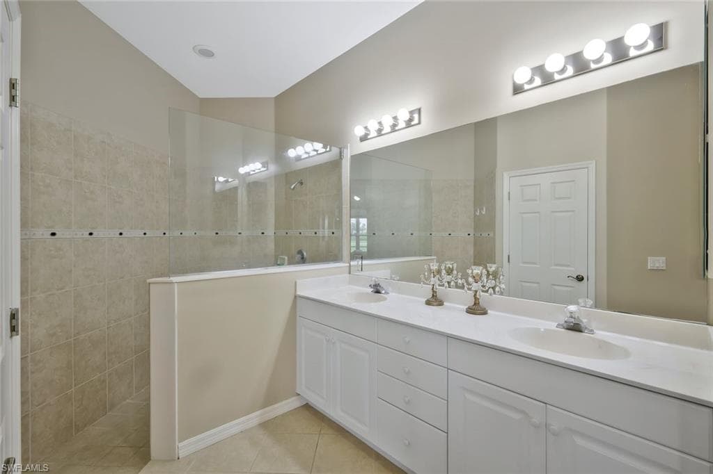 12732 Fox Ridge DR, BONITA SPRINGS FL 34135-14
