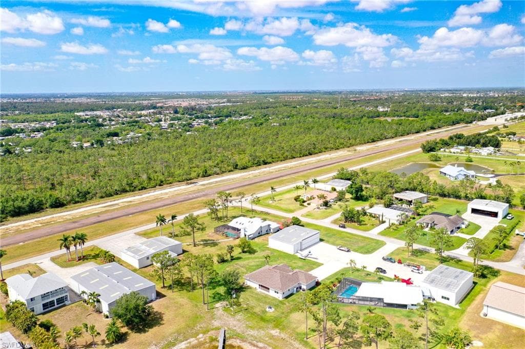 18631 Baseleg AVE, NORTH FORT MYERS FL 33917-33