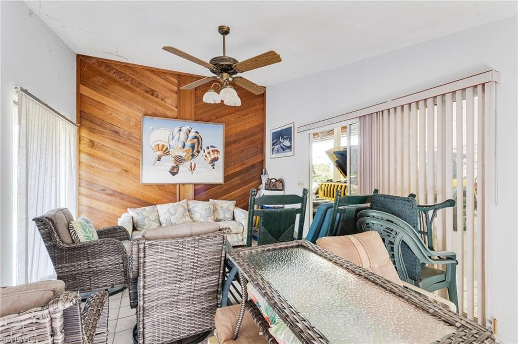 18631 Baseleg AVE, NORTH FORT MYERS FL 33917-30