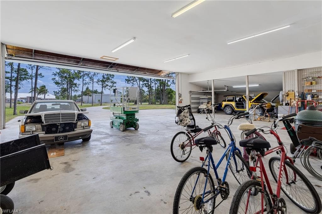 18631 Baseleg AVE, NORTH FORT MYERS FL 33917-28