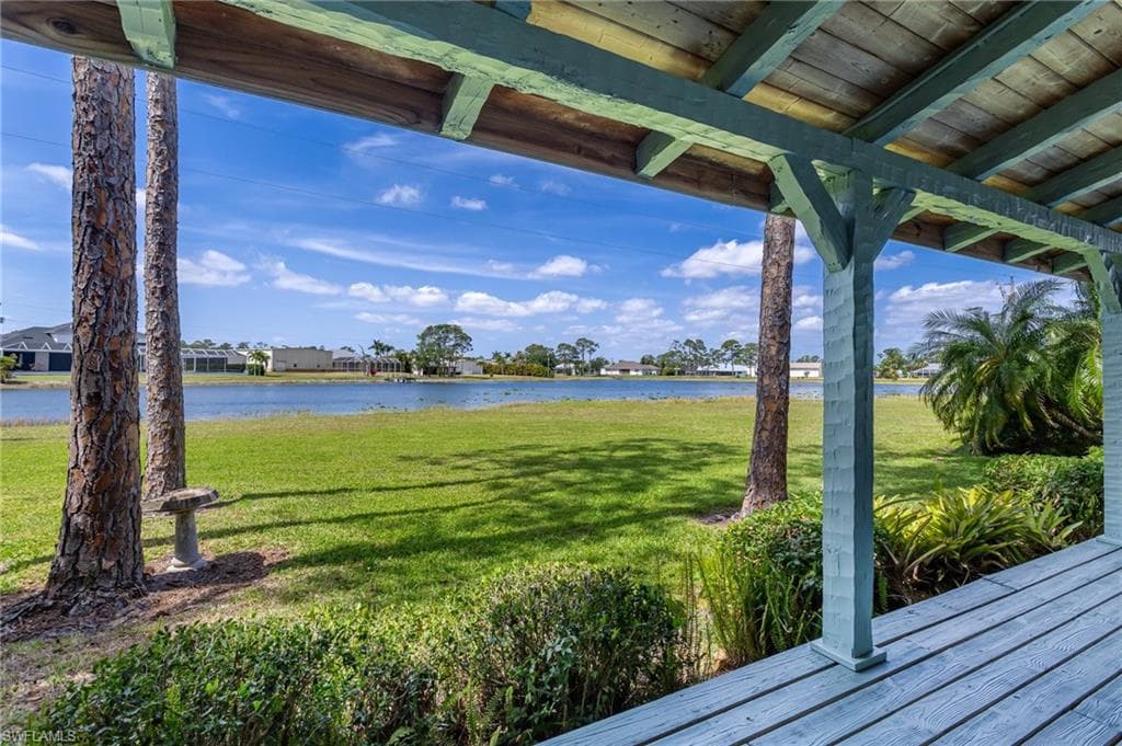 18631 Baseleg AVE, NORTH FORT MYERS FL 33917-3