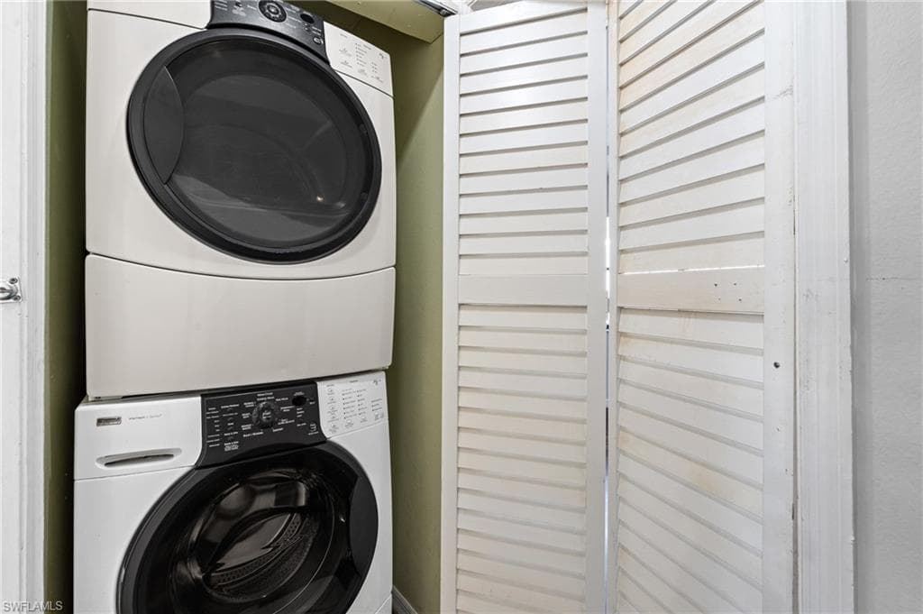 5323 Treetops DR # T203, NAPLES FL 34113-22