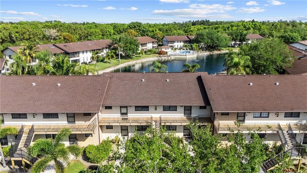 5323 Treetops DR # T203, NAPLES FL 34113-33