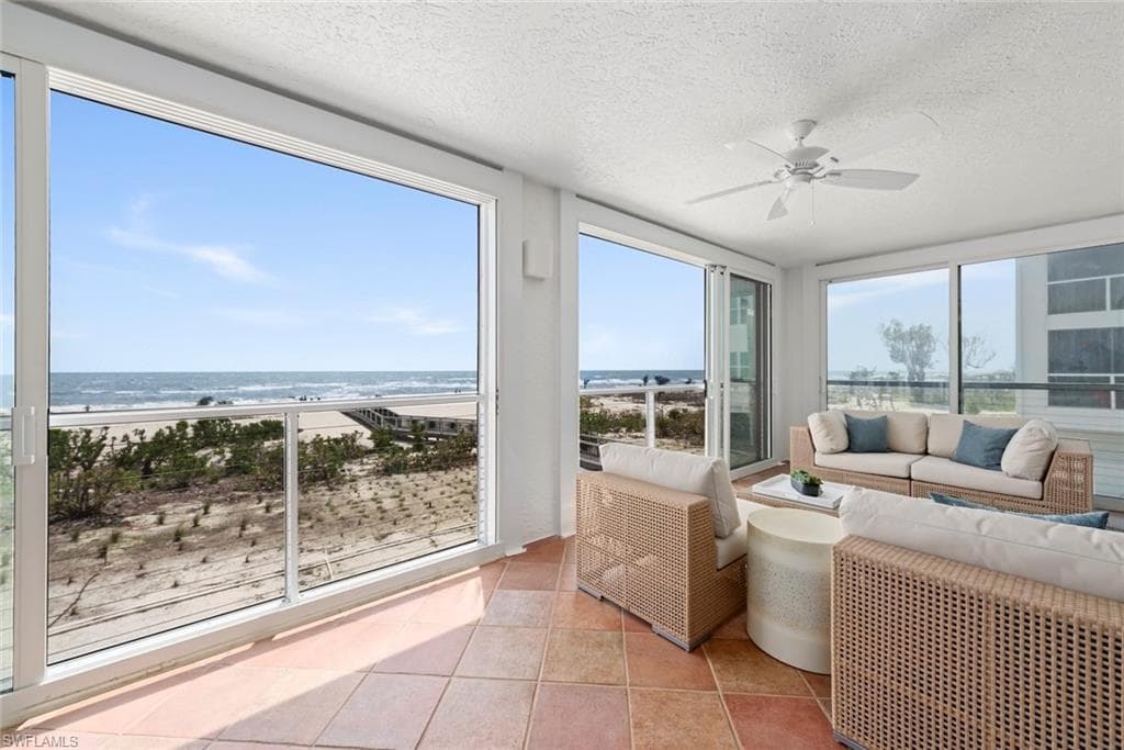 2549 W Gulf DR # 102, SANIBEL FL 33957-41