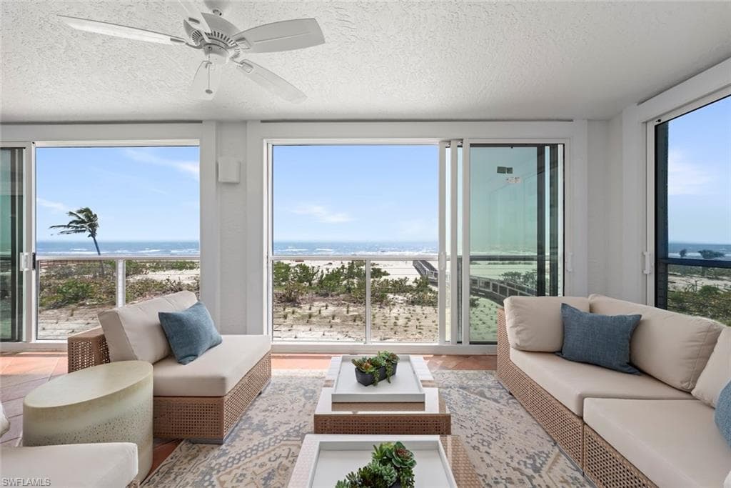 2549 W Gulf DR # 102, SANIBEL FL 33957-42