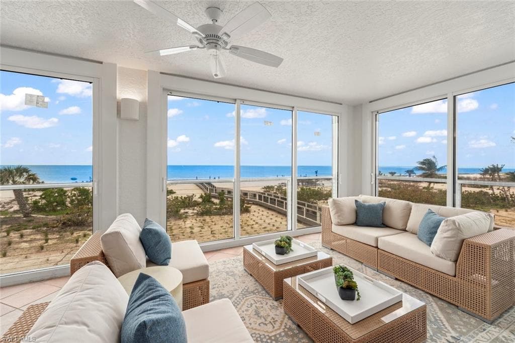 2549 W Gulf DR # 102, SANIBEL FL 33957-13