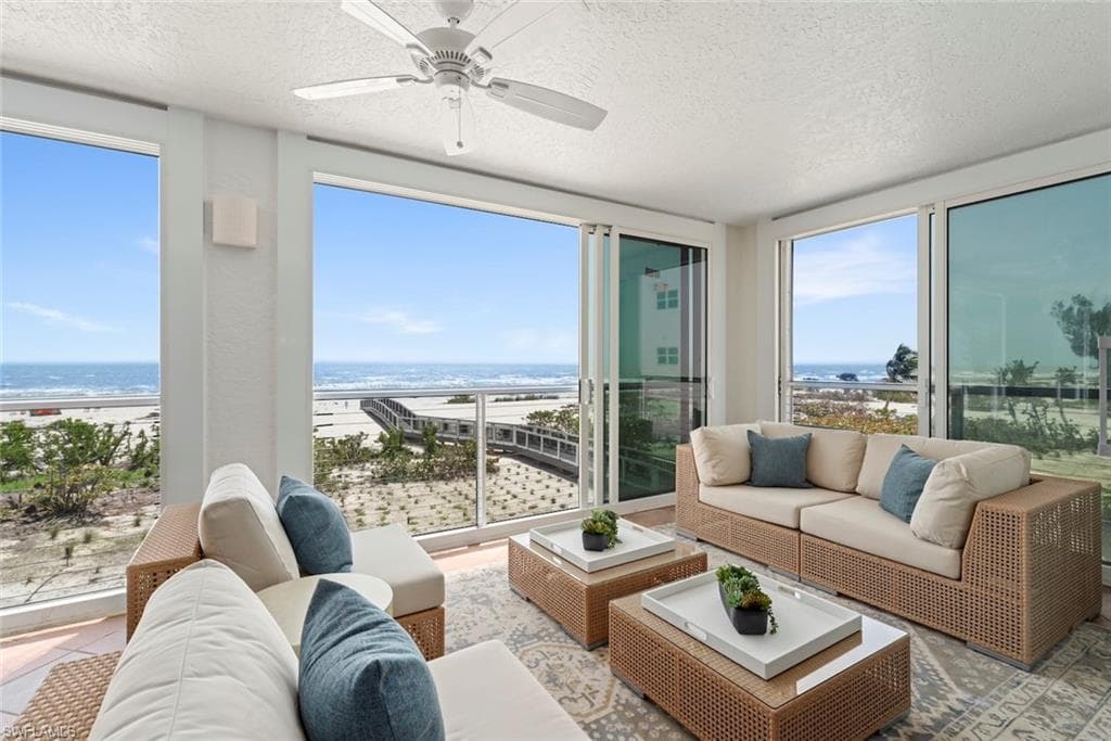 2549 W Gulf DR # 102, SANIBEL FL 33957-43