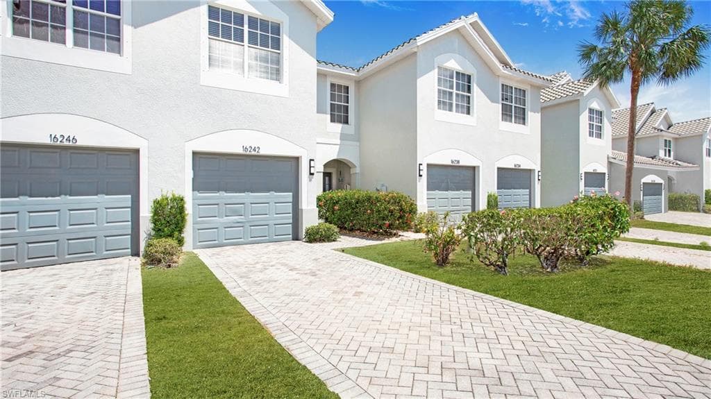 16242 Ravina WAY # 85, NAPLES FL 34110-2