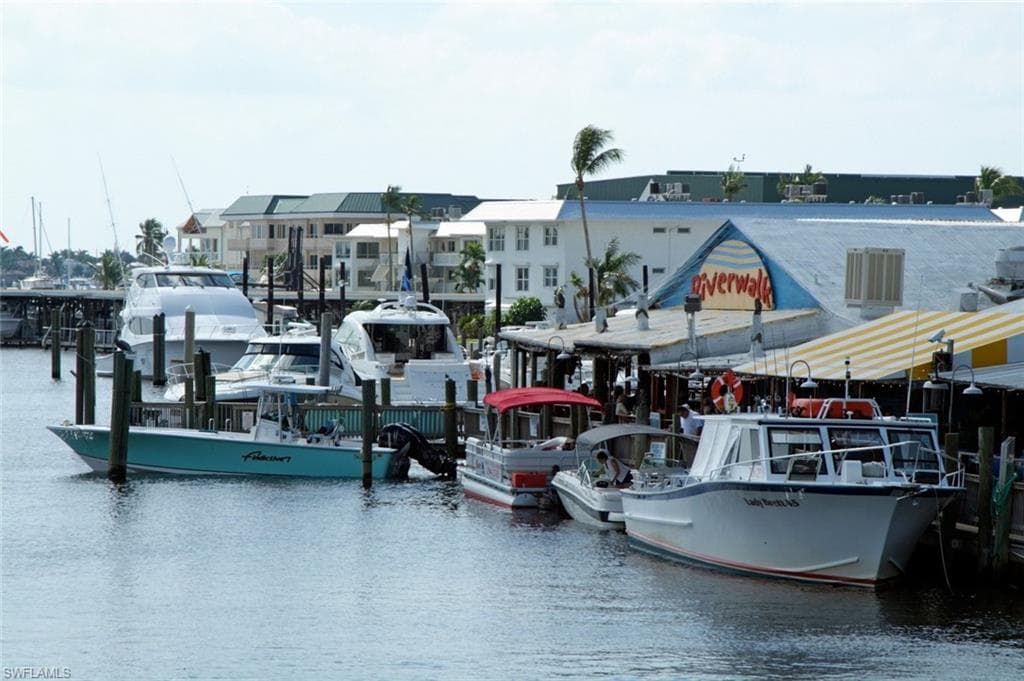 1032 29th AVE N, NAPLES FL 34103-10