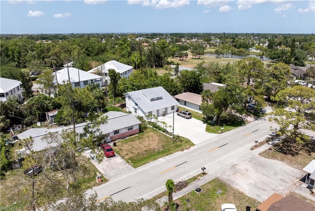 5632 10th AVE, FORT MYERS FL 33907-21