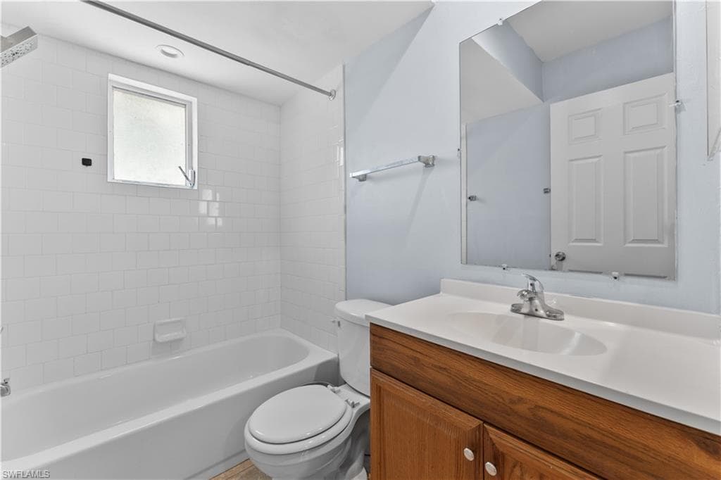 5632 10th AVE, FORT MYERS FL 33907-13