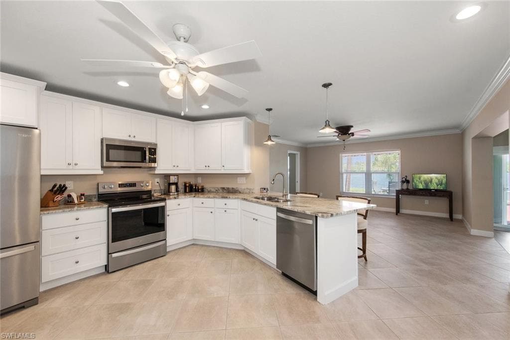 13794 River Forest DR, FORT MYERS FL 33905-3