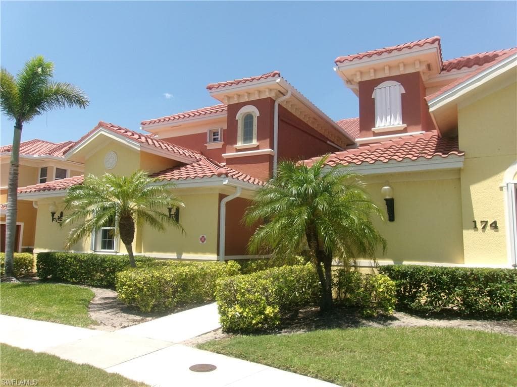 174 Shadroe Cove CIR # 1002, CAPE CORAL FL 33991-22