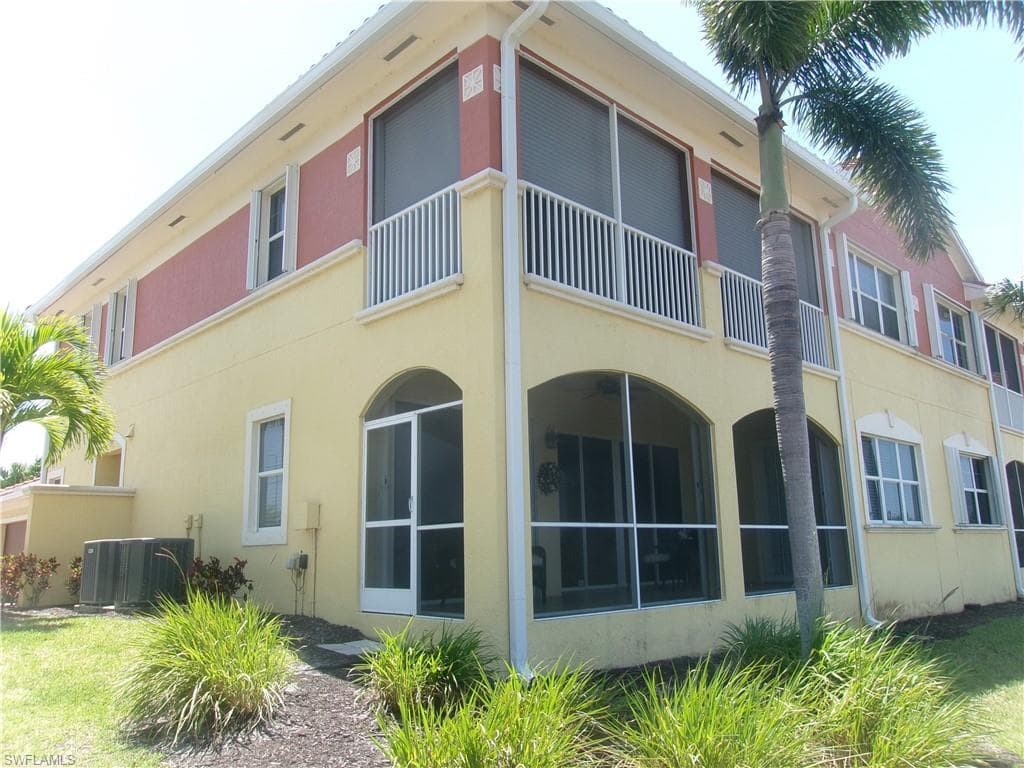 174 Shadroe Cove CIR # 1002, CAPE CORAL FL 33991-1