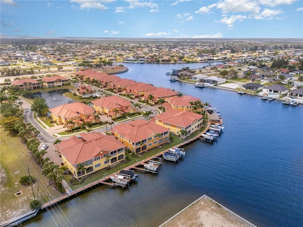 174 Shadroe Cove CIR # 1002, CAPE CORAL FL 33991-31