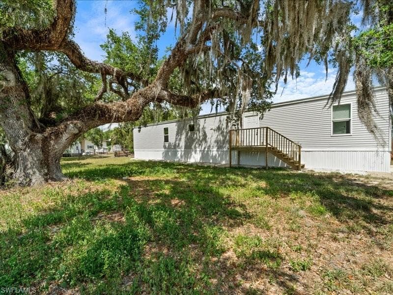 1038 Canopy LN, MOORE HAVEN FL 33471-6
