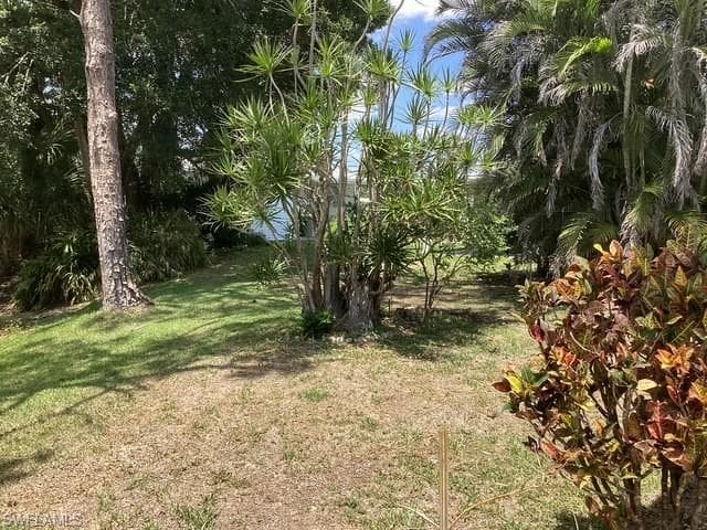 10 Le Mans DR, NAPLES FL 34112-1