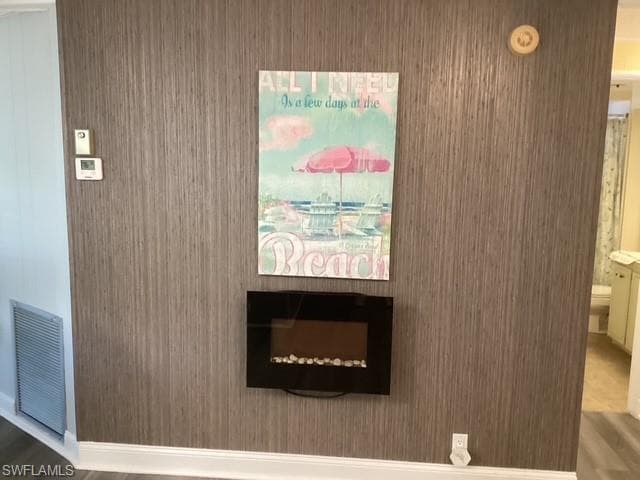 10 Le Mans DR, NAPLES FL 34112-13