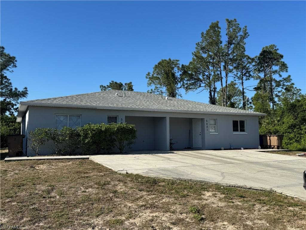 5031 Locke LN, LEHIGH ACRES FL 33973-1