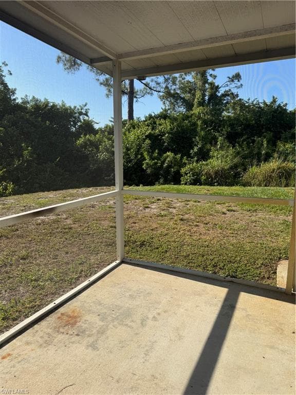 5031 Locke LN, LEHIGH ACRES FL 33973-19