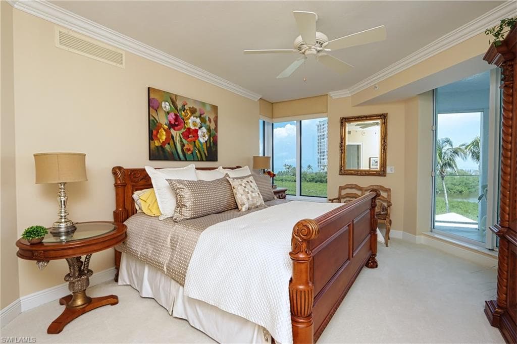 60 Seagate DR # 402, NAPLES FL 34103-10