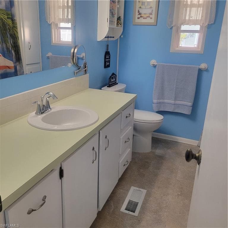 273 Boros DR, NORTH FORT MYERS FL 33903-27