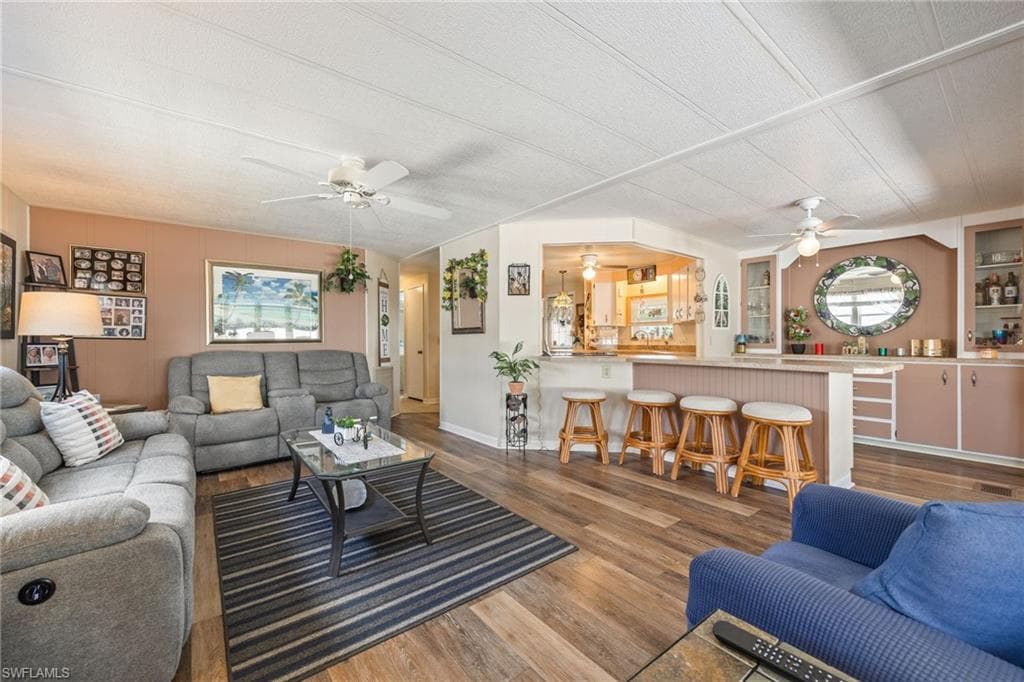 273 Boros DR, NORTH FORT MYERS FL 33903-9