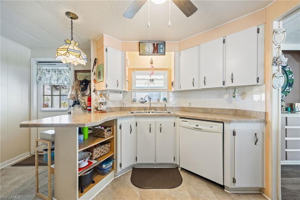 273 Boros DR, NORTH FORT MYERS FL 33903-18