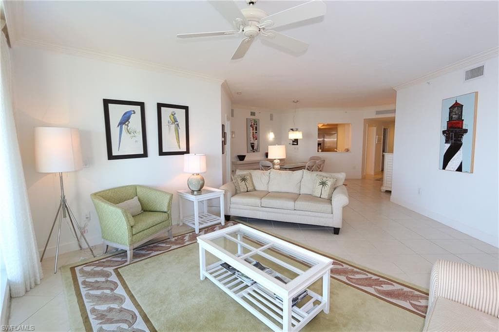 60 Seagate DR # 805, NAPLES FL 34103-9