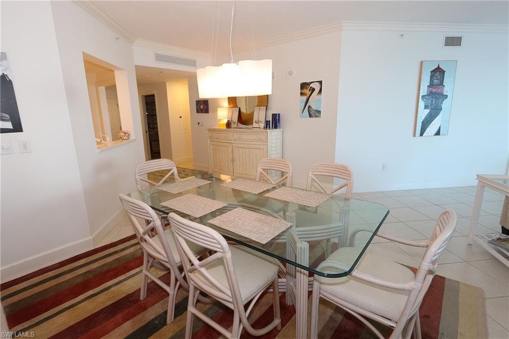 60 Seagate DR # 805, NAPLES FL 34103-13