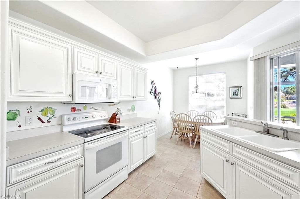 2190 Arielle DR # 903, NAPLES FL 34109-9