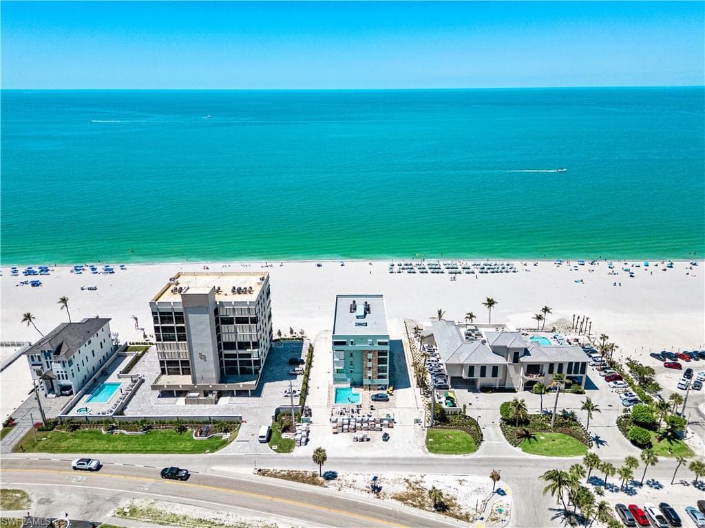 26130 Hickory BLVD # 1B, BONITA SPRINGS FL 34134-5