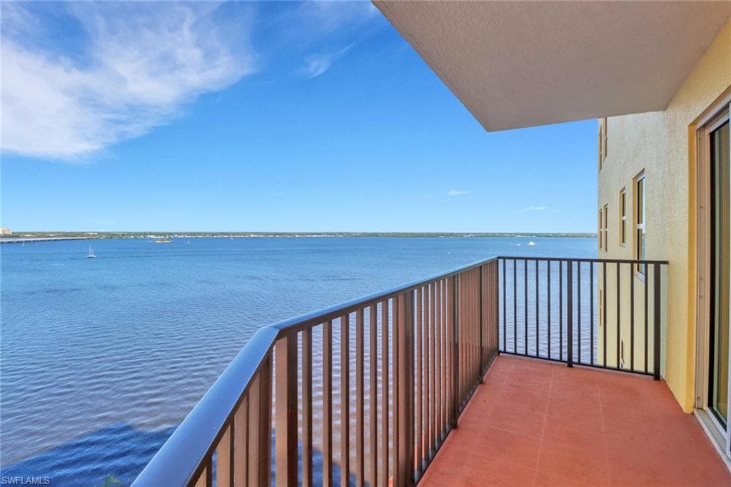 2797 1 ST # 1001, FORT MYERS FL 33916-26