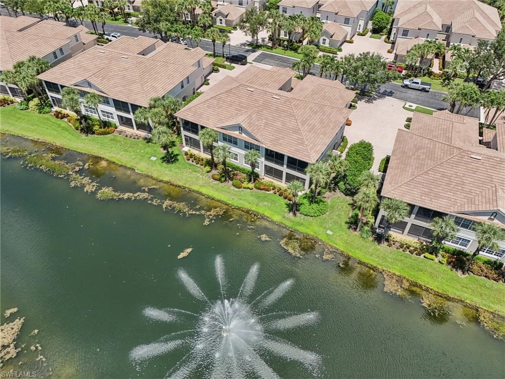 10100 Valiant CT # 201, MIROMAR LAKES FL 33913-37