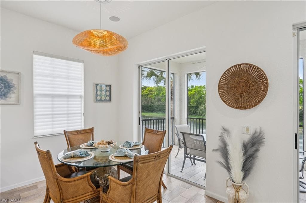 10100 Valiant CT # 201, MIROMAR LAKES FL 33913-9