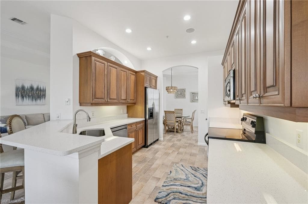 10100 Valiant CT # 201, MIROMAR LAKES FL 33913-7