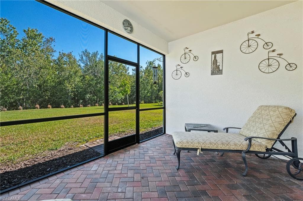 3865 Helmsman DR, NAPLES FL 34120-18