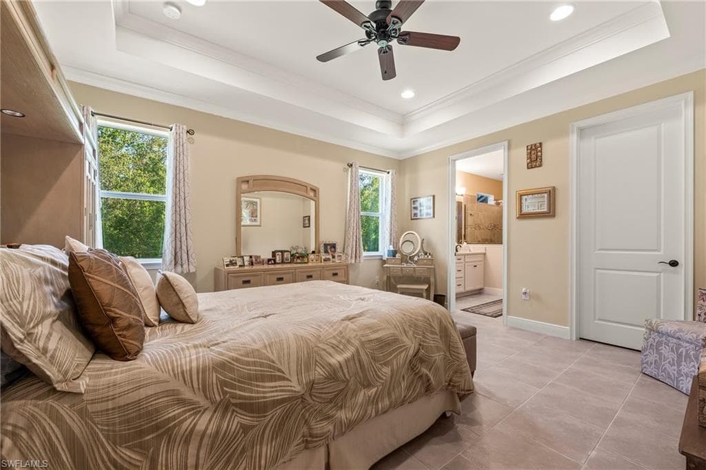 3865 Helmsman DR, NAPLES FL 34120-7