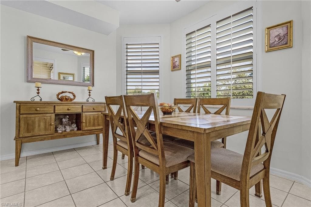 4013 Palm Tree BLVD # 202, CAPE CORAL FL 33904-8