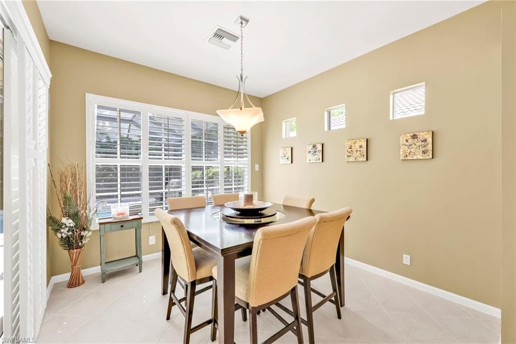 15864 Delaplata LN, NAPLES FL 34110-9