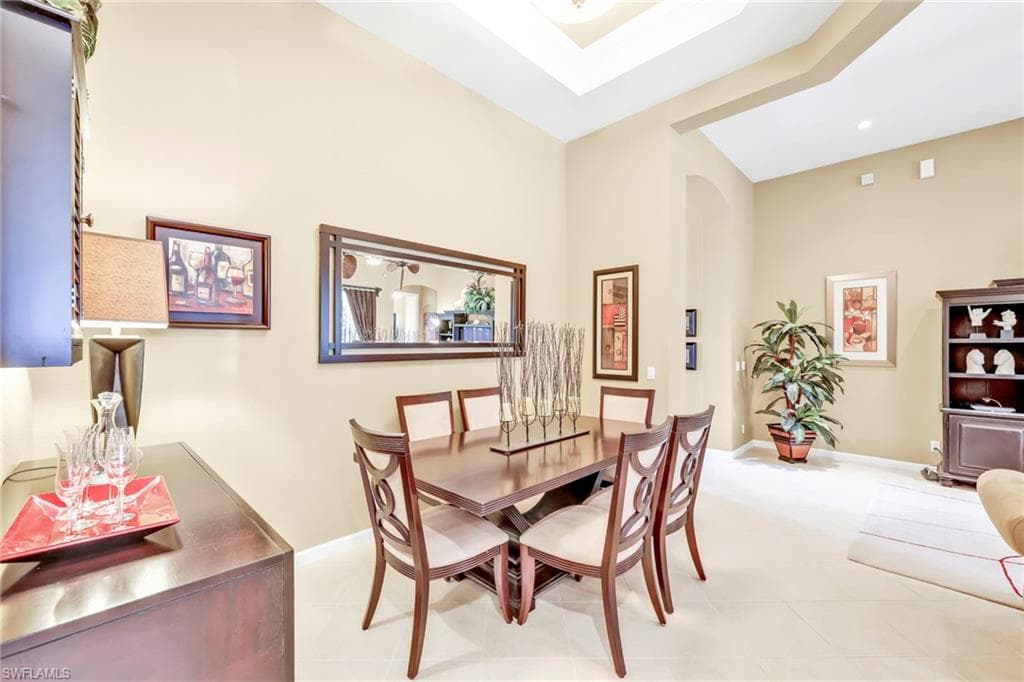 15864 Delaplata LN, NAPLES FL 34110-14